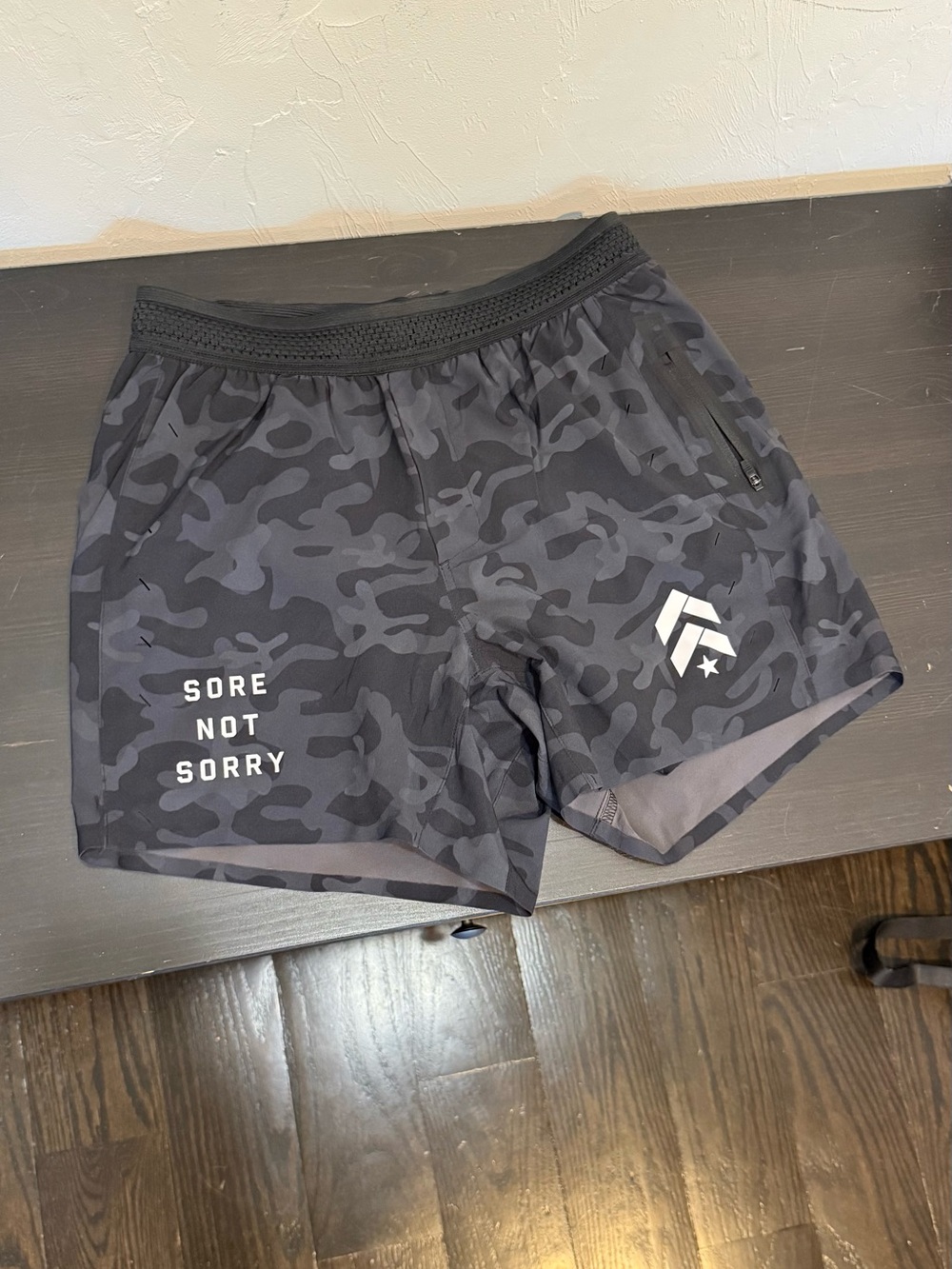 New Ten Thousand Men's Session Shorts w Liner - 5” inseam size Small